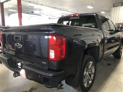 2018 Chevrolet Silverado 1500 LTZ   - Photo 5 - Saint Louis, MI 48880-9800