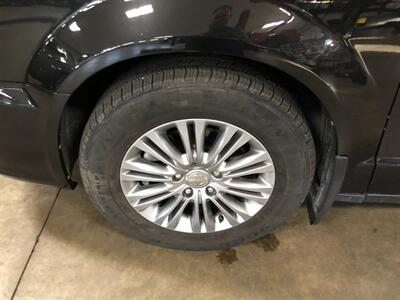 2016 Chrysler Town & Country Touring-L - Photo 22 - Saint Louis, MI 48880-9800