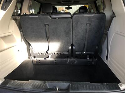 2016 Chrysler Town & Country Touring-L - Photo 23 - Saint Louis, MI 48880-9800
