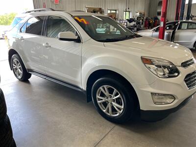 2017 Chevrolet Equinox LT - Photo 5 - Saint Louis, MI 48880-9800