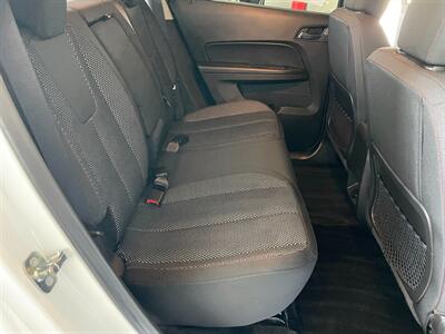 2017 Chevrolet Equinox LT - Photo 16 - Saint Louis, MI 48880-9800