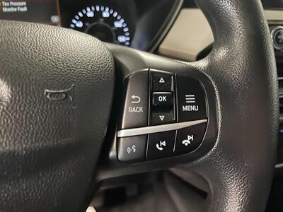 2020 Ford Escape SE   - Photo 11 - Saint Louis, MI 48880-9800