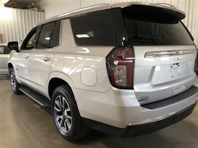 2021 Chevrolet Tahoe LT   - Photo 3 - Saint Louis, MI 48880-9800