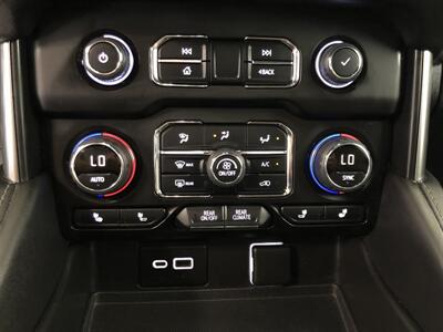 2021 Chevrolet Tahoe LT   - Photo 13 - Saint Louis, MI 48880-9800