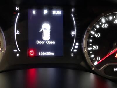 2020 Jeep Renegade Latitude   - Photo 8 - Saint Louis, MI 48880-9800