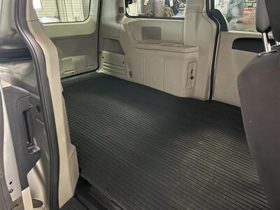 2011 Dodge Grand Caravan C/V   - Photo 14 - Saint Louis, MI 48880-9800