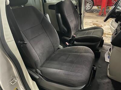 2011 Dodge Grand Caravan C/V   - Photo 15 - Saint Louis, MI 48880-9800