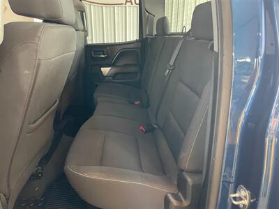 2019 Chevrolet Silverado 1500 LD LT   - Photo 16 - Saint Louis, MI 48880-9800