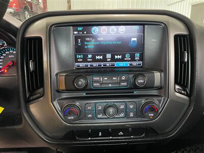 2019 Chevrolet Silverado 1500 LD LT   - Photo 13 - Saint Louis, MI 48880-9800