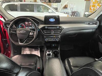 2021 Ford Escape SEL - Photo 8 - Saint Louis, MI 48880-9800