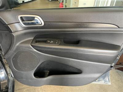 2015 Jeep Grand Cherokee Altitude - Photo 22 - Saint Louis, MI 48880-9800