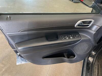 2015 Jeep Grand Cherokee Altitude - Photo 21 - Saint Louis, MI 48880-9800