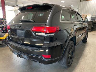 2015 Jeep Grand Cherokee Altitude - Photo 6 - Saint Louis, MI 48880-9800