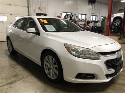 2015 Chevrolet Malibu LT   - Photo 5 - Saint Louis, MI 48880-9800