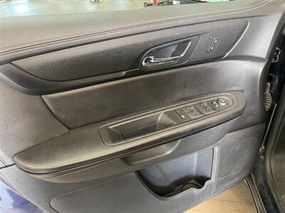 2017 Chevrolet Traverse LT - Photo 25 - Saint Louis, MI 48880-9800