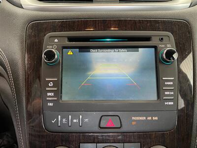 2017 Chevrolet Traverse LT - Photo 14 - Saint Louis, MI 48880-9800