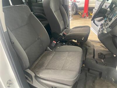 2018 Chevrolet Tahoe Police   - Photo 17 - Saint Louis, MI 48880-9800