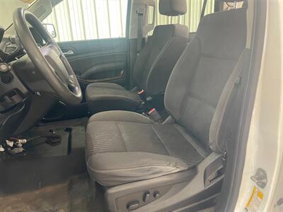 2018 Chevrolet Tahoe Police   - Photo 14 - Saint Louis, MI 48880-9800