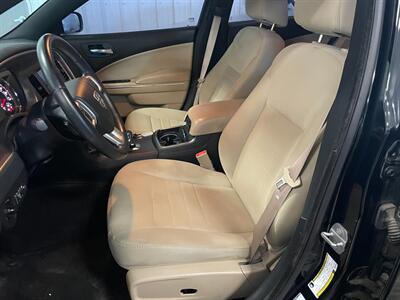2014 Dodge Charger V6   - Photo 12 - Saint Louis, MI 48880-9800