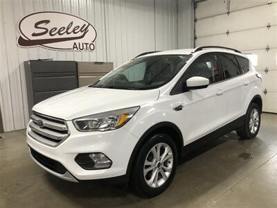 2018 Ford Escape SE   - Photo 1 - Saint Louis, MI 48880-9800