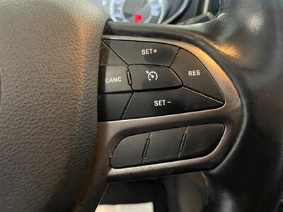 2019 Jeep Cherokee Limited   - Photo 11 - Saint Louis, MI 48880-9800