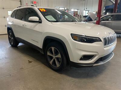 2019 Jeep Cherokee Limited   - Photo 4 - Saint Louis, MI 48880-9800