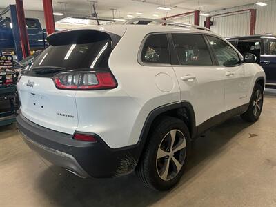 2019 Jeep Cherokee Limited   - Photo 6 - Saint Louis, MI 48880-9800