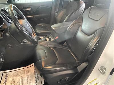 2019 Jeep Cherokee Limited   - Photo 16 - Saint Louis, MI 48880-9800