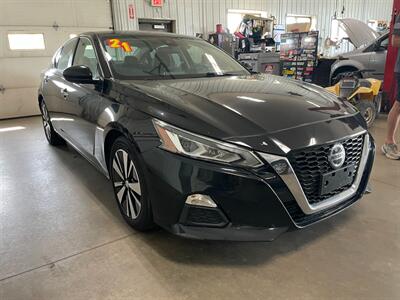 2021 Nissan Altima 2.5 SV - Photo 4 - Saint Louis, MI 48880-9800