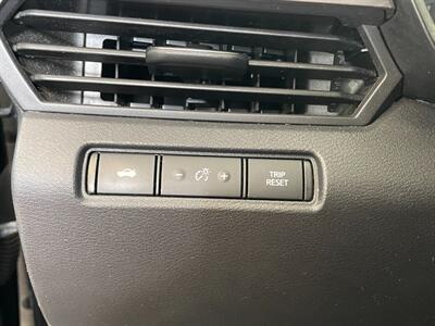 2021 Nissan Altima 2.5 SV - Photo 13 - Saint Louis, MI 48880-9800