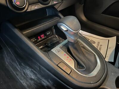 2020 Kia Forte LXS   - Photo 14 - Saint Louis, MI 48880-9800