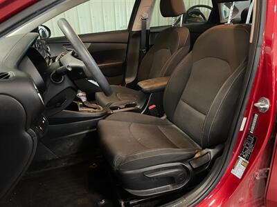 2020 Kia Forte LXS   - Photo 17 - Saint Louis, MI 48880-9800