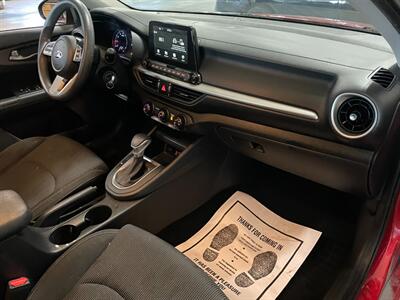 2020 Kia Forte LXS   - Photo 20 - Saint Louis, MI 48880-9800