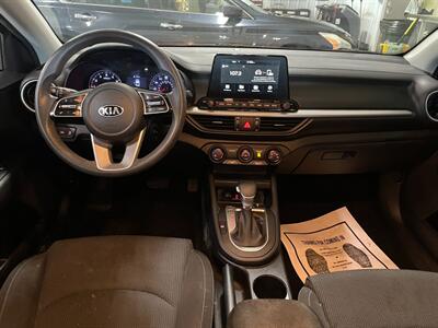 2020 Kia Forte LXS   - Photo 9 - Saint Louis, MI 48880-9800