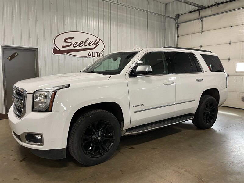 2017 GMC Yukon SLT   - Photo 1 - Saint Louis, MI 48880-9800