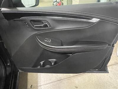 2016 Chevrolet Impala LT   - Photo 21 - Saint Louis, MI 48880-9800