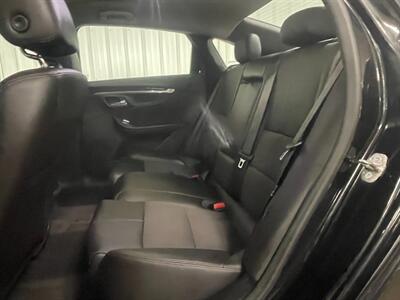 2016 Chevrolet Impala LT   - Photo 16 - Saint Louis, MI 48880-9800