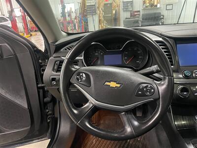 2016 Chevrolet Impala LT   - Photo 8 - Saint Louis, MI 48880-9800