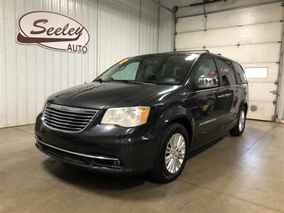 2012 Chrysler Town & Country Limited - Photo 2 - Saint Louis, MI 48880-9800