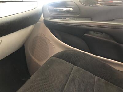 2013 Dodge Grand Caravan SE   - Photo 10 - Saint Louis, MI 48880-9800