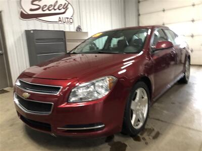 2009 Chevrolet Malibu LT2   - Photo 2 - Saint Louis, MI 48880-9800