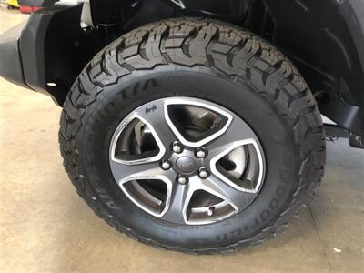2020 Jeep Wrangler Sport   - Photo 20 - Saint Louis, MI 48880-9800