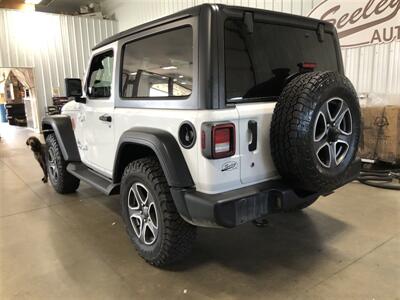 2020 Jeep Wrangler Sport   - Photo 3 - Saint Louis, MI 48880-9800