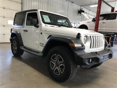 2020 Jeep Wrangler Sport   - Photo 5 - Saint Louis, MI 48880-9800