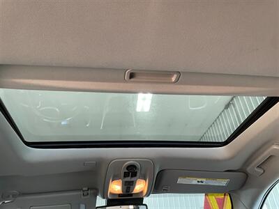 2017 Chevrolet Equinox Premier - Photo 12 - Saint Louis, MI 48880-9800