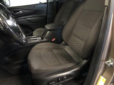 2018 Chevrolet Equinox LT   - Photo 13 - Saint Louis, MI 48880-9800