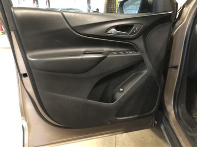 2018 Chevrolet Equinox LT   - Photo 19 - Saint Louis, MI 48880-9800