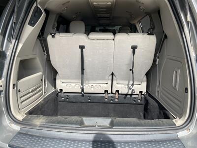 2013 Chrysler Town and Country Touring-L - Photo 25 - Saint Louis, MI 48880-9800