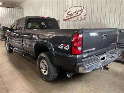 2005 Chevrolet Silverado 3500   - Photo 3 - Saint Louis, MI 48880-9800