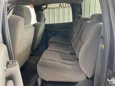 2005 Chevrolet Silverado 3500   - Photo 17 - Saint Louis, MI 48880-9800